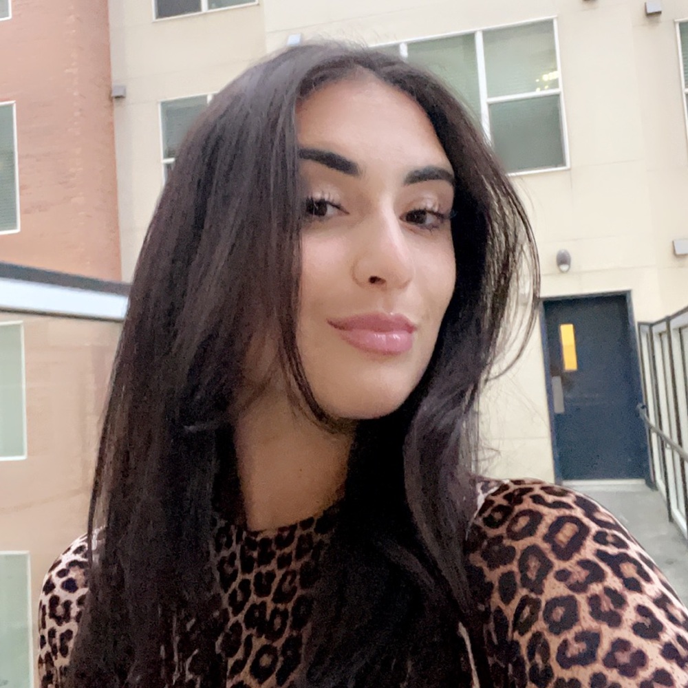 Meet your Posher, Carly